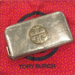 Tory Burch Continental Wallet